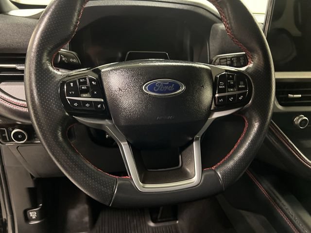 Certified 2025 Ford Explorer ST-Line AWD/4WD image 10