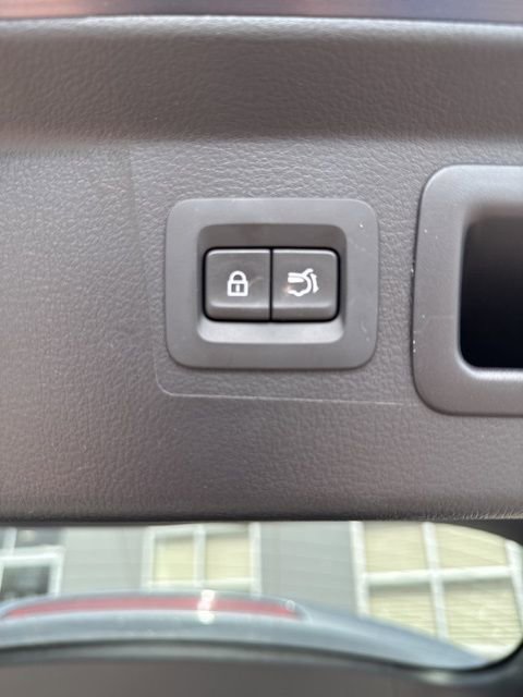 Used 2025 MAZDA CX-50 2.5 Hybrid w/ Preferred Pkg image 18