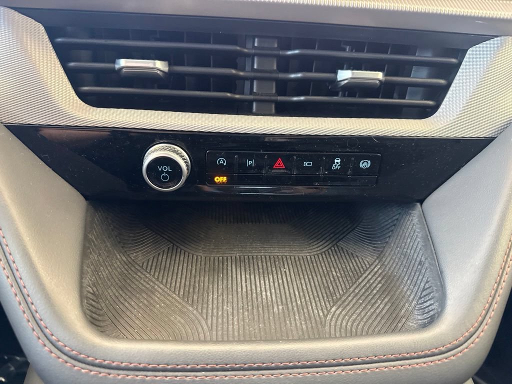 Certified 2026 Ford Explorer Active AWD/4WD image 23