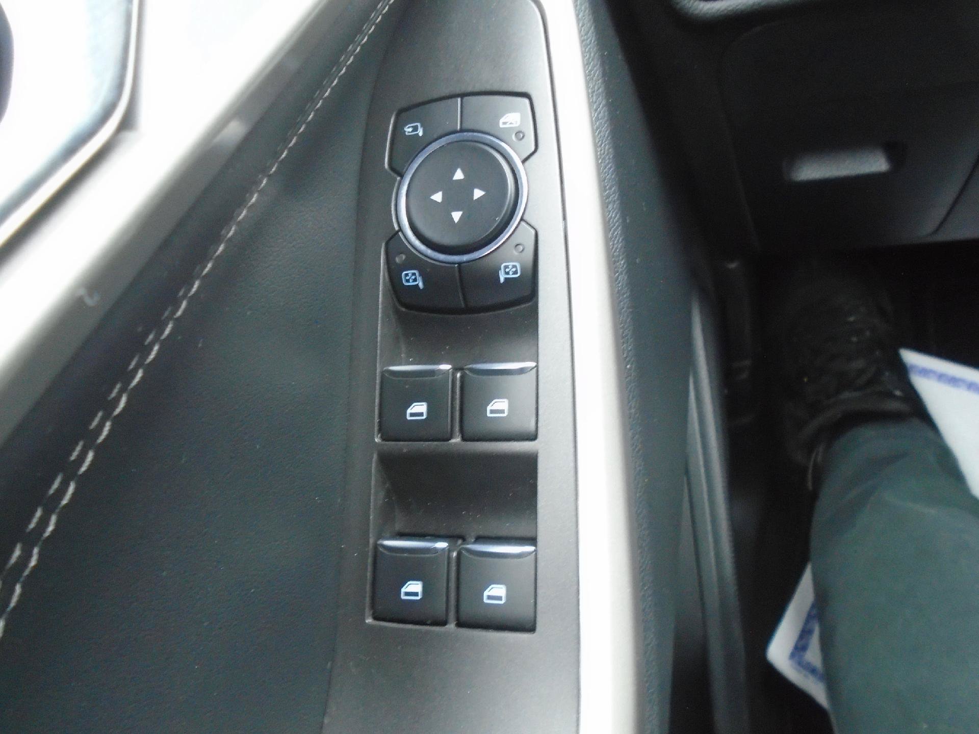 Certified 2024 Ford Explorer Limited AWD/4WD image 21