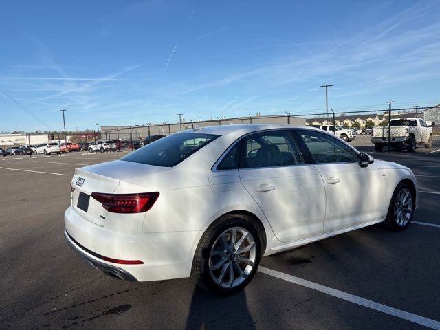 Used 2019 Audi A4 2.0T Premium w/ Convenience Package image 4