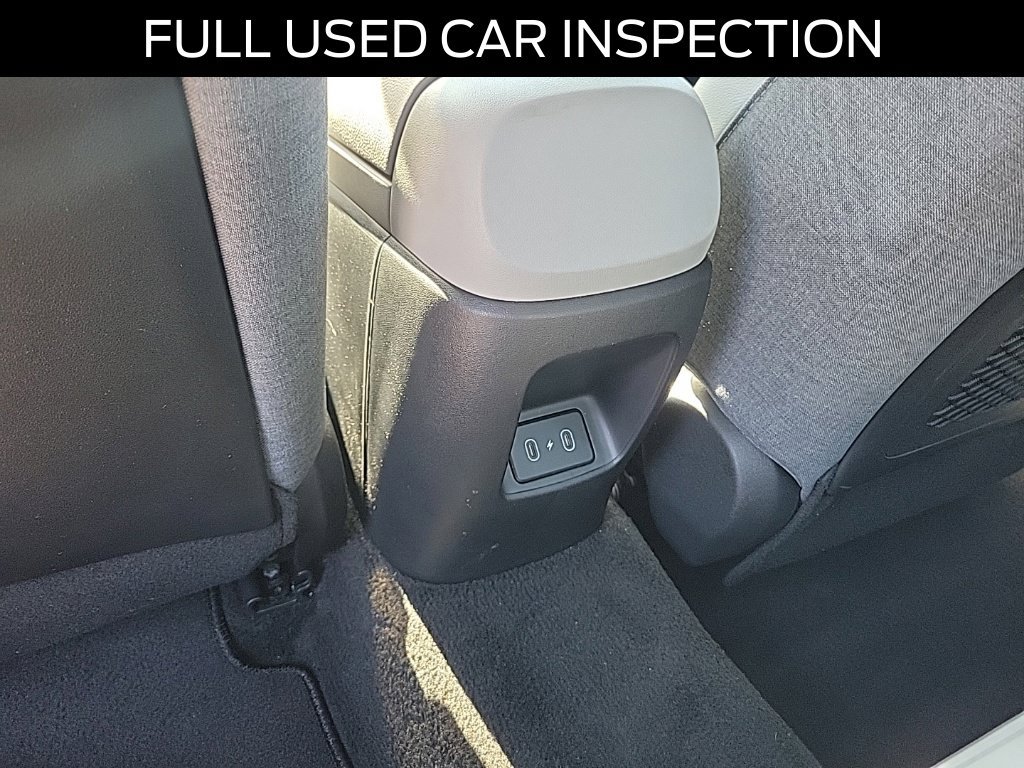 Used 2024 Hyundai Elantra Limited FWD image 10