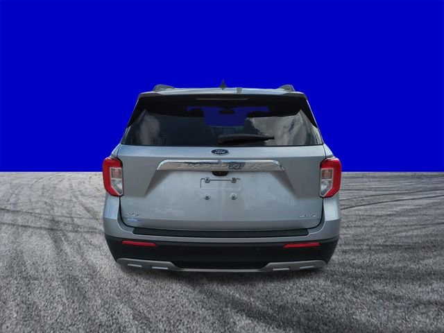 Certified 2021 Ford Explorer XLT w/ Equipment Group 202A AWD/4WD image 5