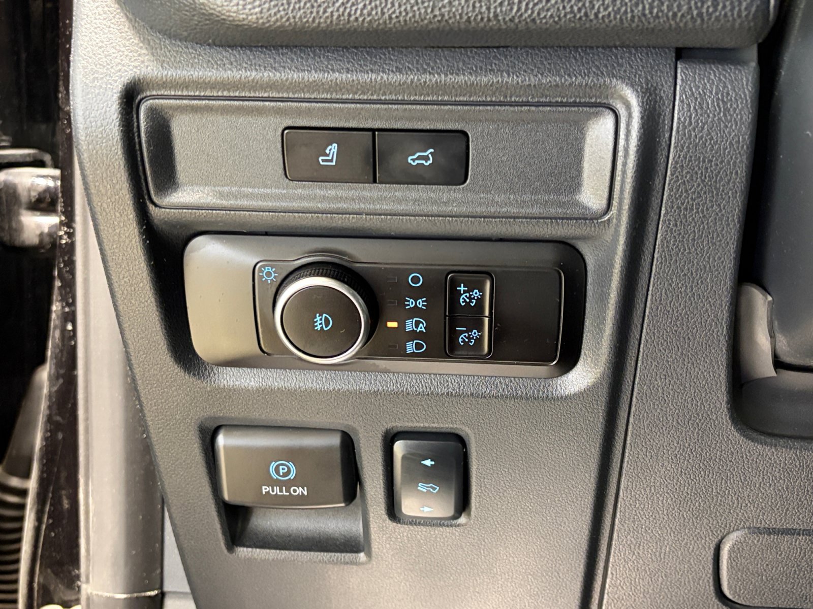 Certified 2023 Ford Expedition Limited RWD image 21