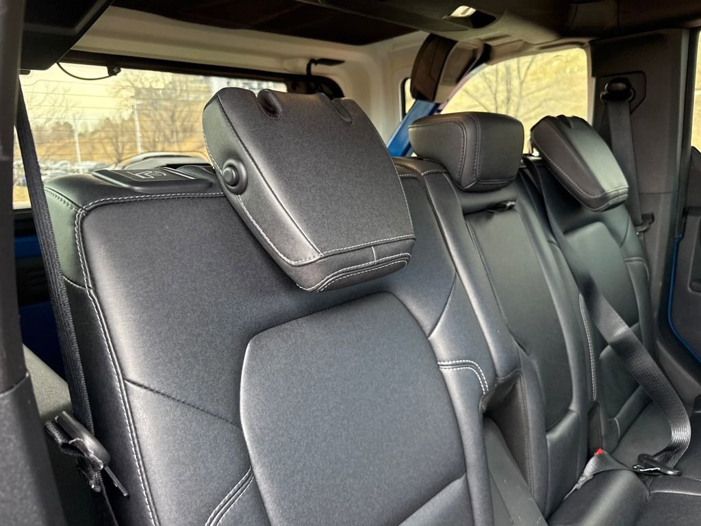 Certified 2025 Ford Bronco Badlands image 24