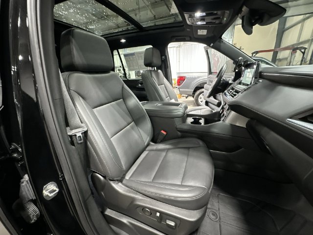 Used 2024 Chevrolet Tahoe LT AWD/4WD image 32