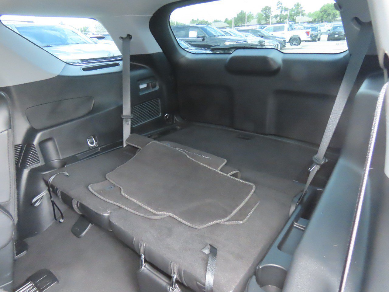 Certified 2023 Ford Explorer XLT w/ Equipment Group 202A RWD image 20