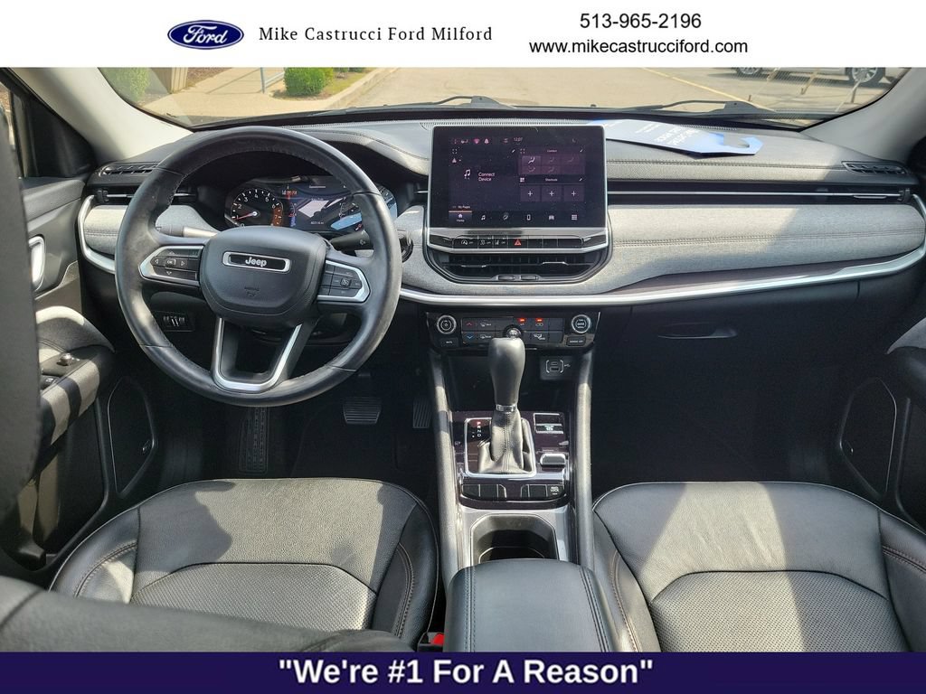 Used 2022 Jeep Compass Latitude w/ Sun and Sound Group AWD/4WD image 10