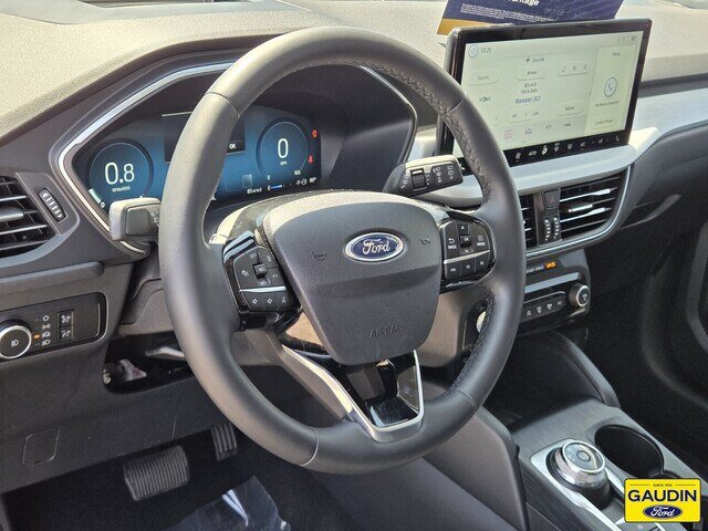 Certified 2023 Ford Escape Platinum w/ Premium Technology Package AWD/4WD image 19