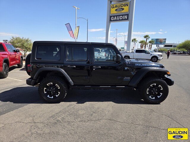 Used 2024 Jeep Wrangler Unlimited Rubicon 4xe AWD/4WD image 8