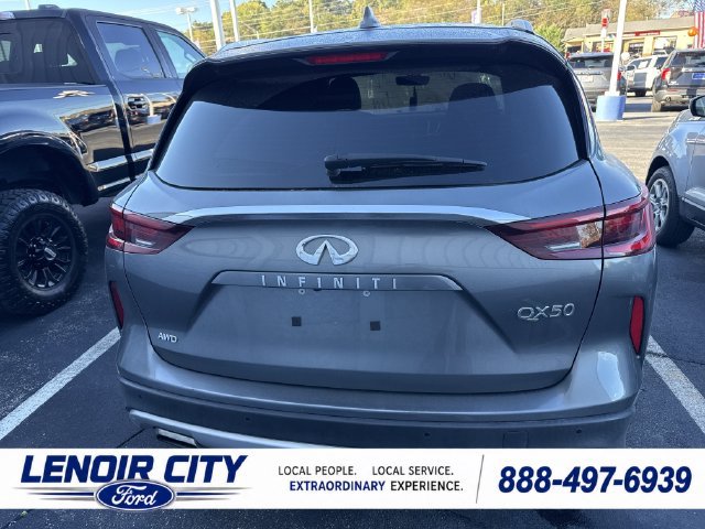Used 2023 INFINITI QX50 Luxe AWD/4WD image 3