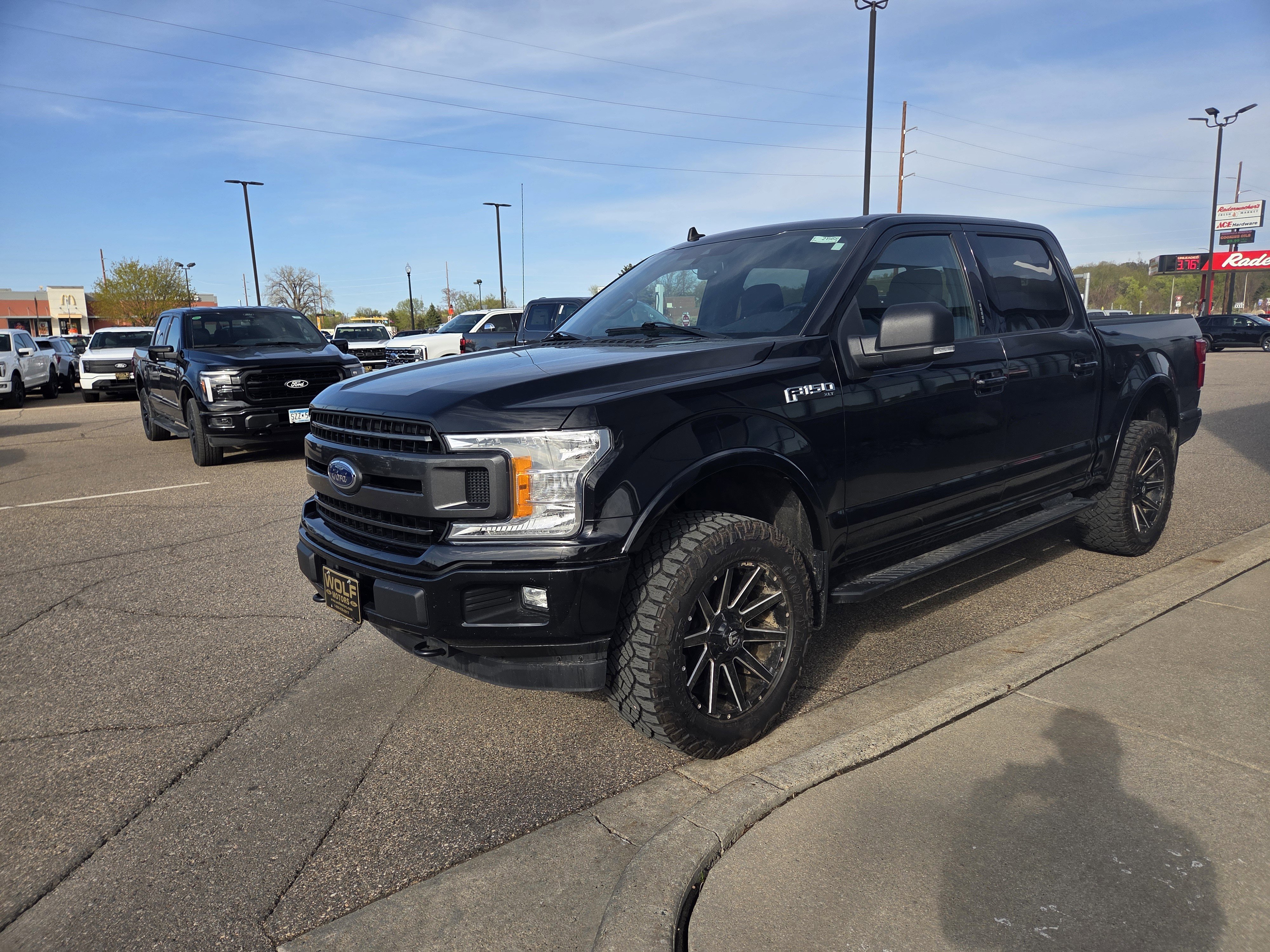 Certified 2019 Ford F150 XLT w/ Equipment Group 302A Luxury AWD/4WD image 17
