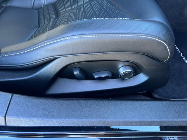 Used 2023 Chevrolet Corvette STINGRAY W/2LT w/ Z51 Performance Package image 29