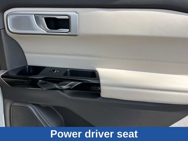 Certified 2023 Ford Explorer Platinum w/ Technology Package AWD/4WD image 28
