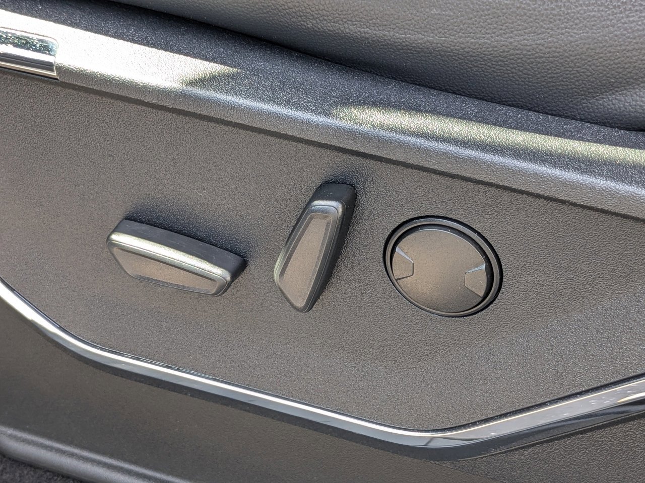 Certified 2024 Ford F150 Lariat image 19