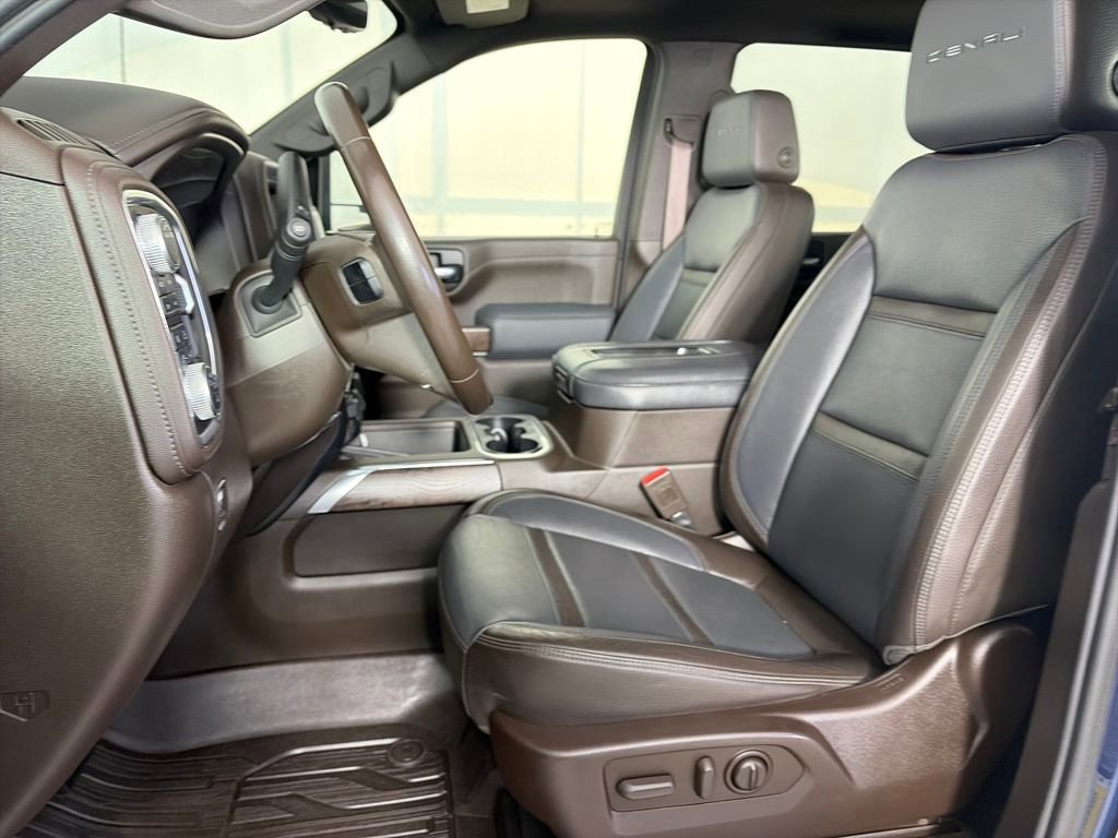 Used 2020 GMC Sierra 3500 Denali w/ Denali Ultimate Package image 11