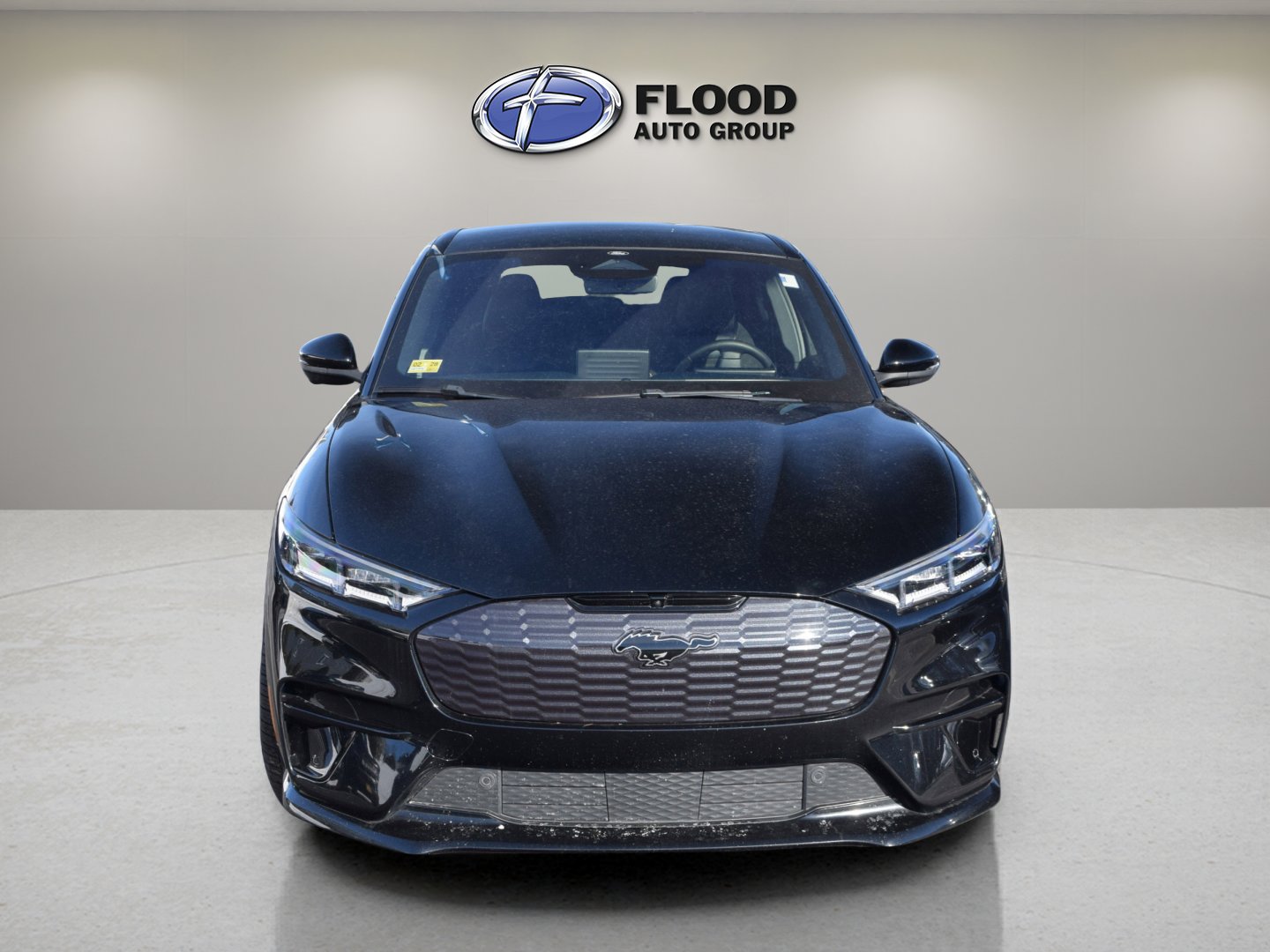 Certified 2022 Ford Mustang Mach-E GT image 2