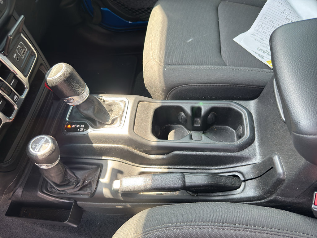 Used 2022 Jeep Gladiator Sport AWD/4WD image 14