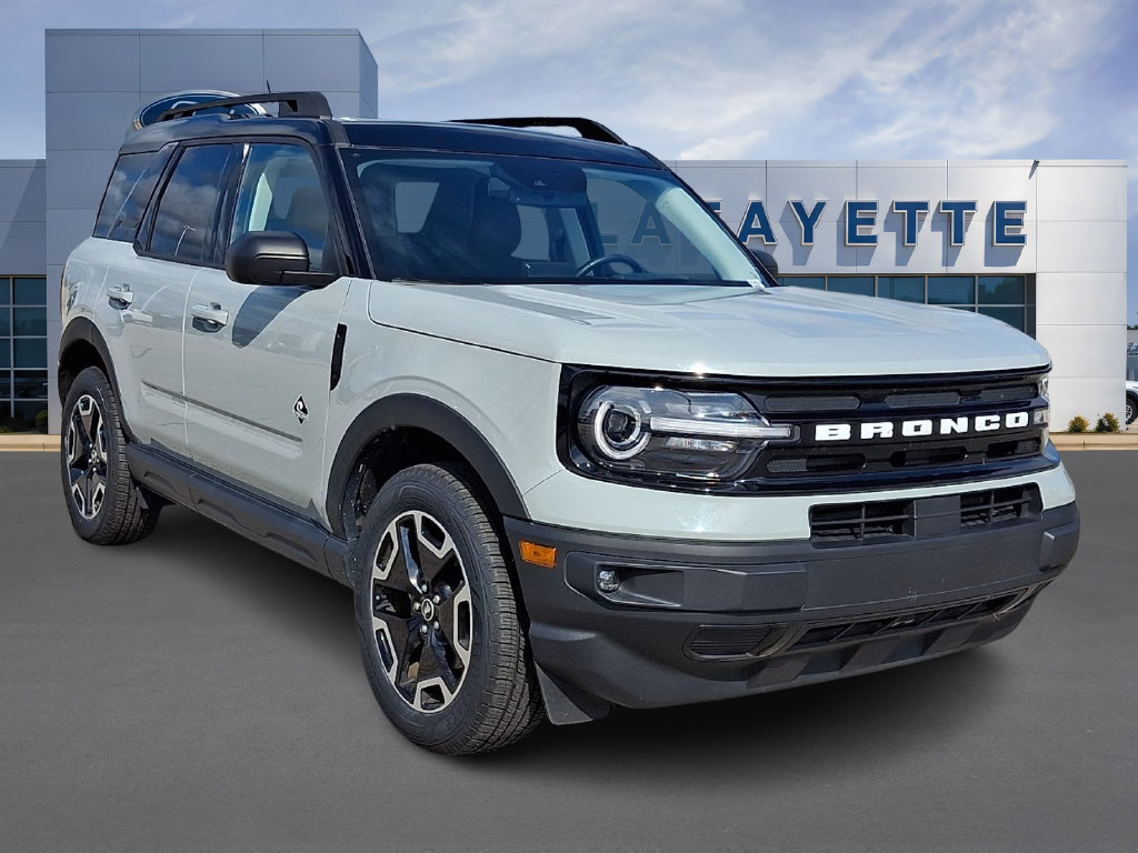 Certified 2024 Ford Bronco Sport Outer Banks w/ Tech Package AWD/4WD image 1