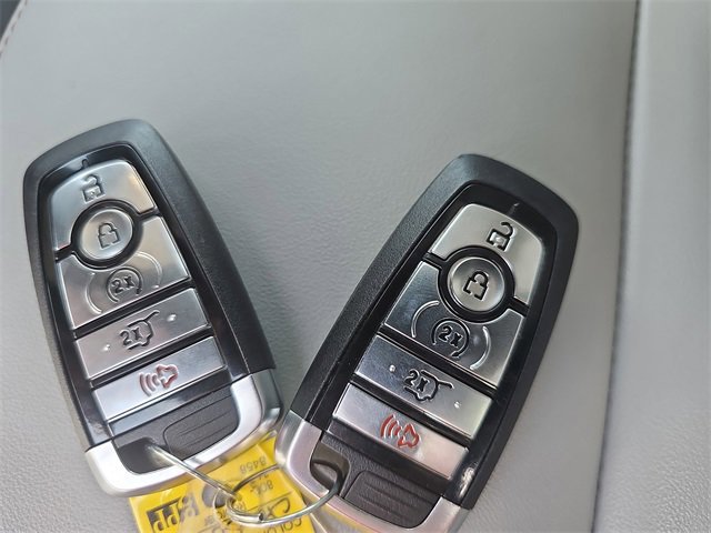 Certified 2025 Ford Expedition Active image 36