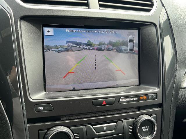 Certified 2017 Ford Explorer XLT w/ Equipment Group 202A image 11