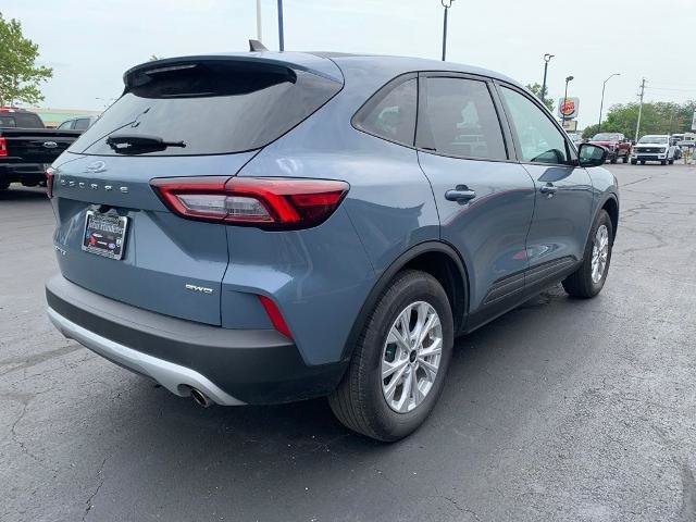 Certified 2025 Ford Escape Active w/ Cold Weather Package AWD/4WD image 4