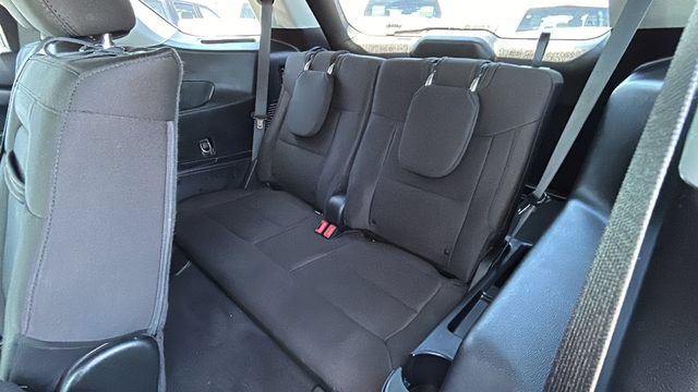 Certified 2022 Ford Explorer XLT RWD image 17