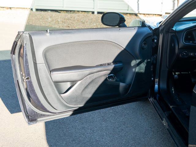 Used 2018 Dodge Challenger SXT image 16