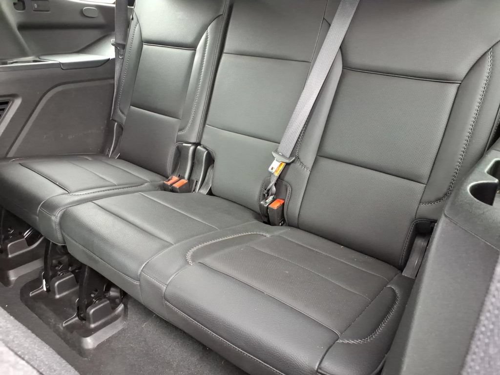 Used 2021 GMC Yukon Denali w/ Denali Ultimate Package AWD/4WD image 13