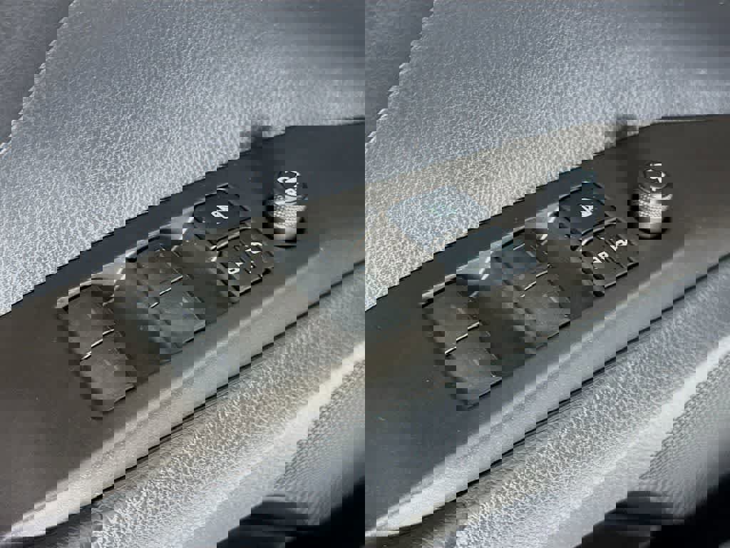 Used 2021 Toyota Camry SE image 28