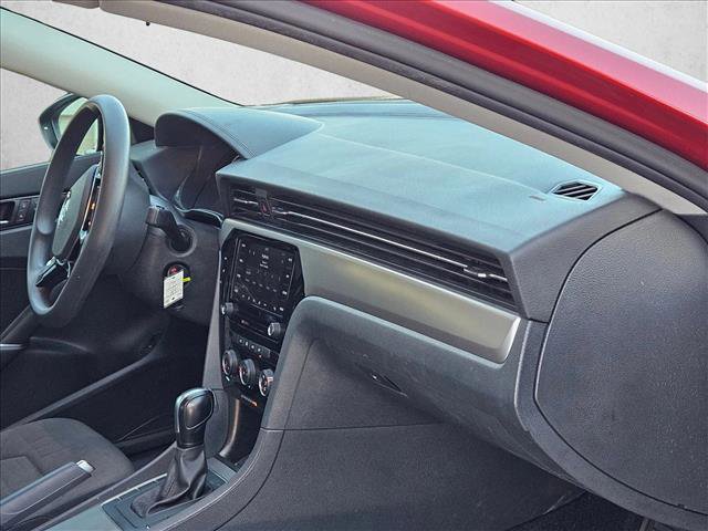 Used 2020 Volkswagen Passat 2.0T S image 18