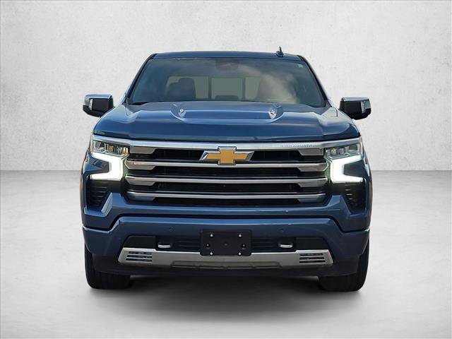Used 2024 Chevrolet Silverado 1500 High Country AWD/4WD image 2