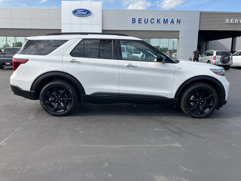 Certified 2023 Ford Explorer ST-Line w/ Class IV Trailer Tow Package AWD/4WD image 7