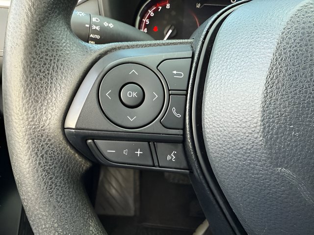 Used 2023 Toyota RAV4 XLE AWD/4WD image 13