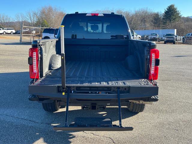 Certified 2024 Ford F250 Lariat w/ Black Appearance Package image 6