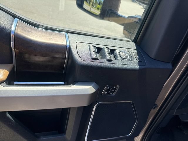 Certified 2022 Ford F350 Lariat w/ Chrome Package AWD/4WD image 17