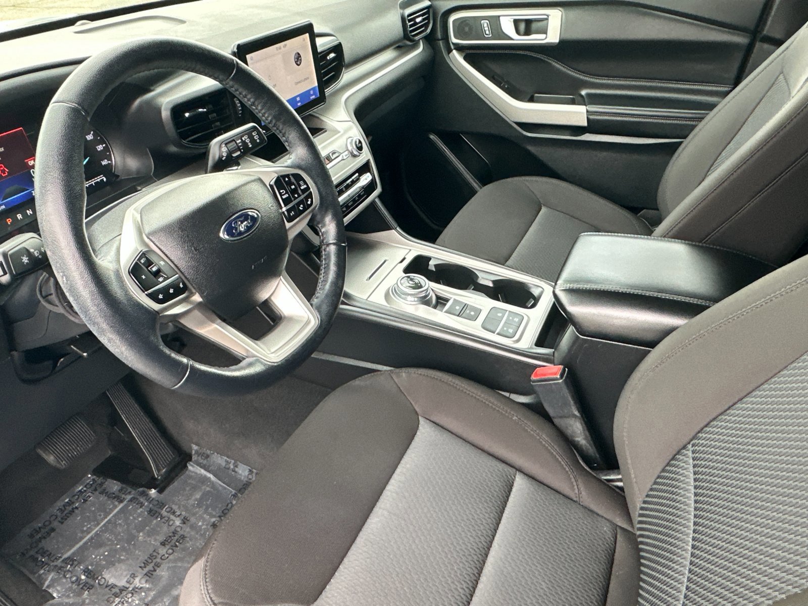 Certified 2022 Ford Explorer XLT image 11