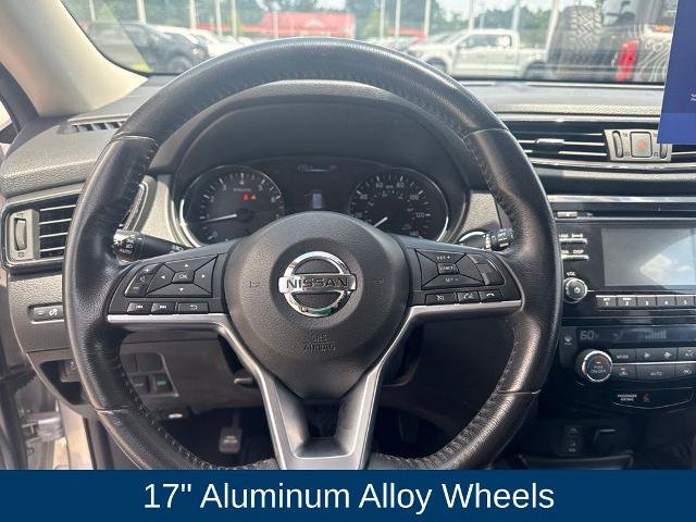Used 2017 Nissan Rogue SV FWD image 15
