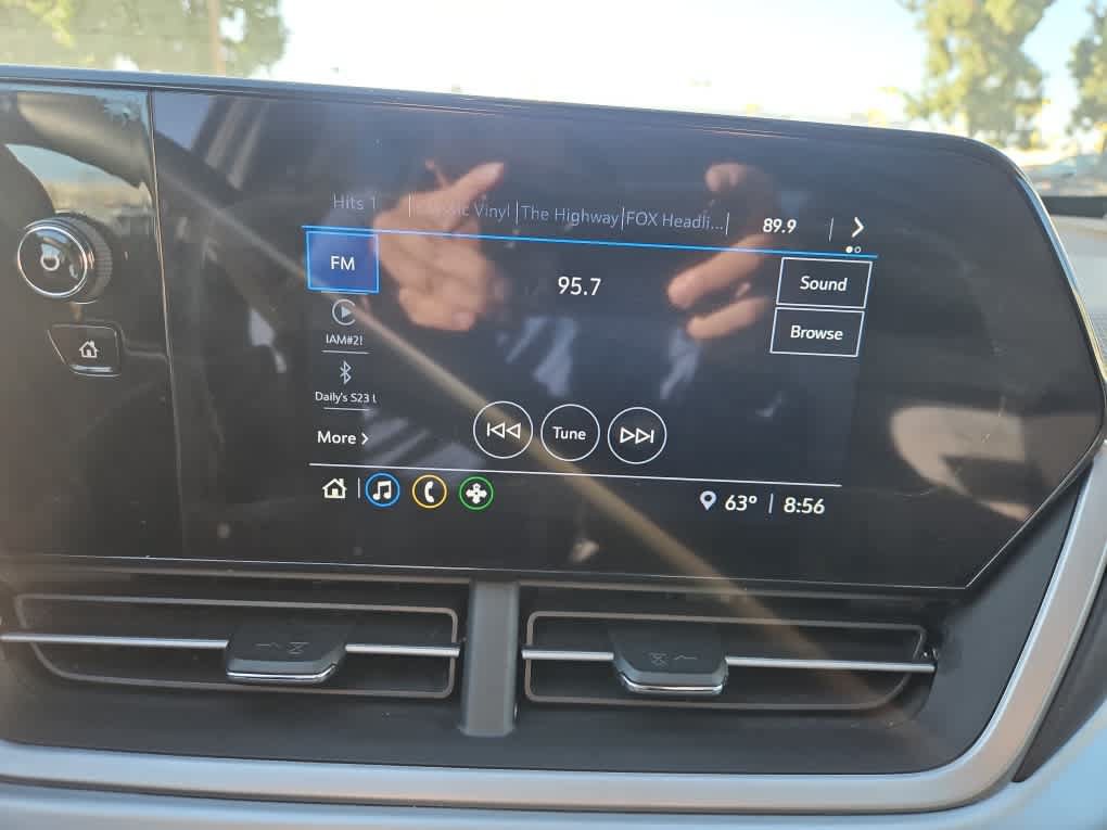 Used 2026 Chevrolet Trax LS FWD image 15