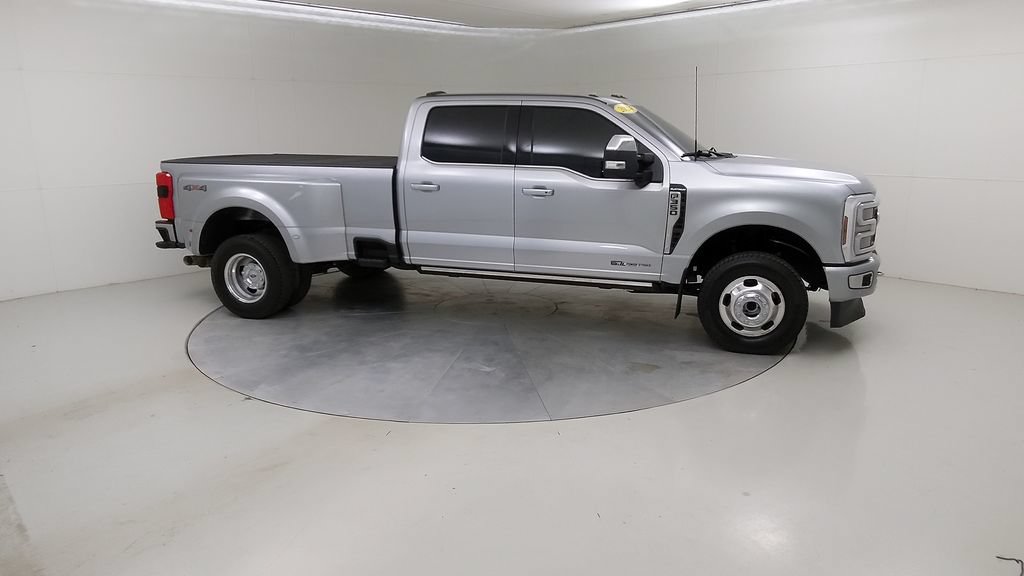 Certified 2024 Ford F350 Platinum AWD/4WD image 5