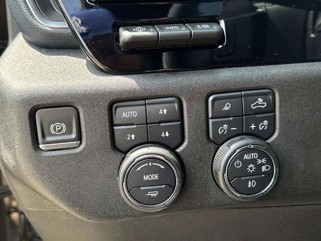 Used 2024 Chevrolet Silverado 1500 High Country w/ Technology Package image 26