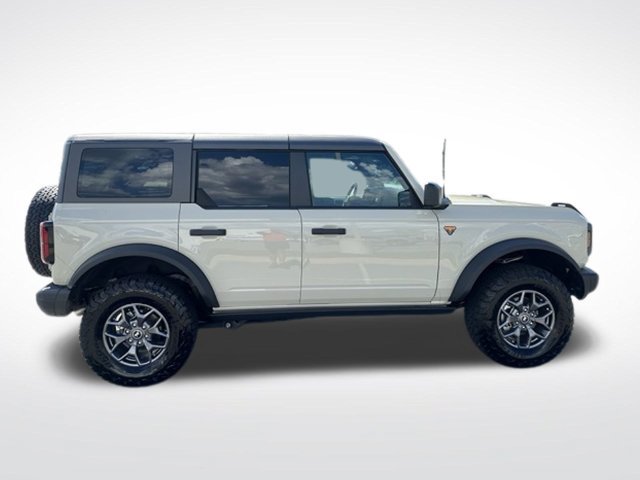 Certified 2026 Ford Bronco Badlands AWD/4WD image 12