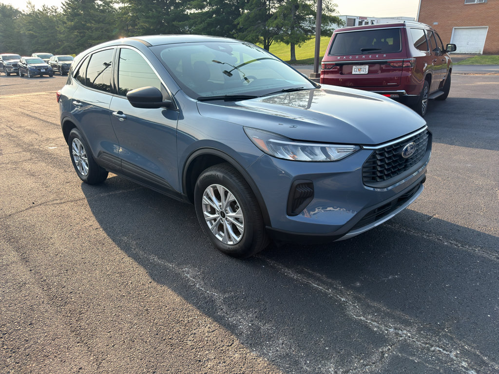 Certified 2024 Ford Escape Active AWD/4WD image 4