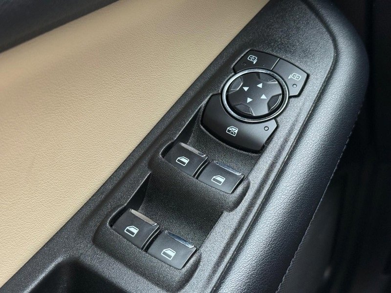 Certified 2022 Ford Edge SEL w/ Convenience Package image 20