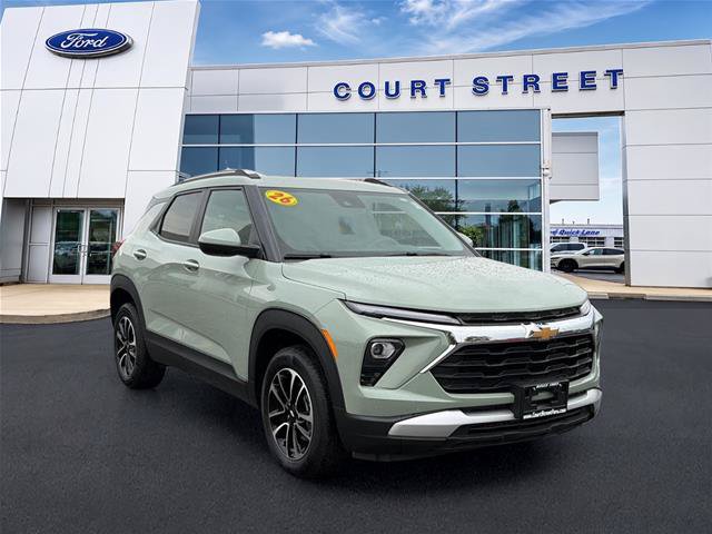 Used 2026 Chevrolet TrailBlazer LT AWD/4WD image 3