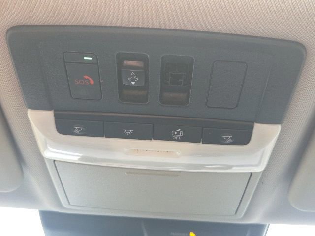 Used 2022 Mitsubishi Outlander SE AWD/4WD image 29