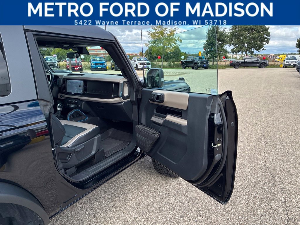 Certified 2022 Ford Bronco Wildtrak AWD/4WD image 40