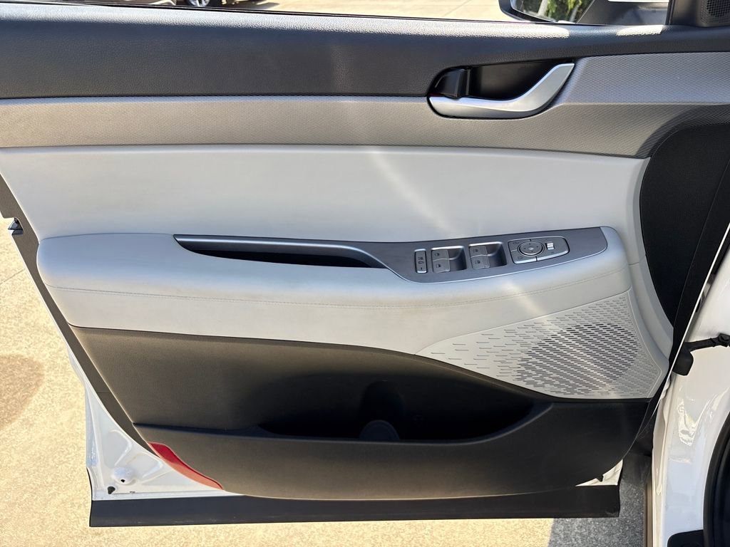 Used 2021 Hyundai Palisade SEL w/ Cargo Package image 16