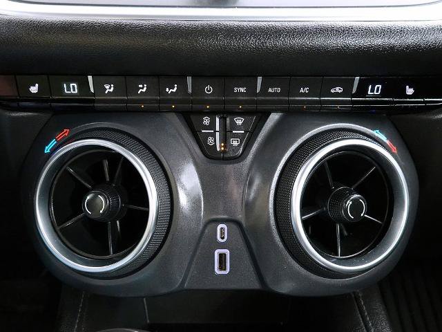 Used 2020 Chevrolet Blazer LT FWD image 23
