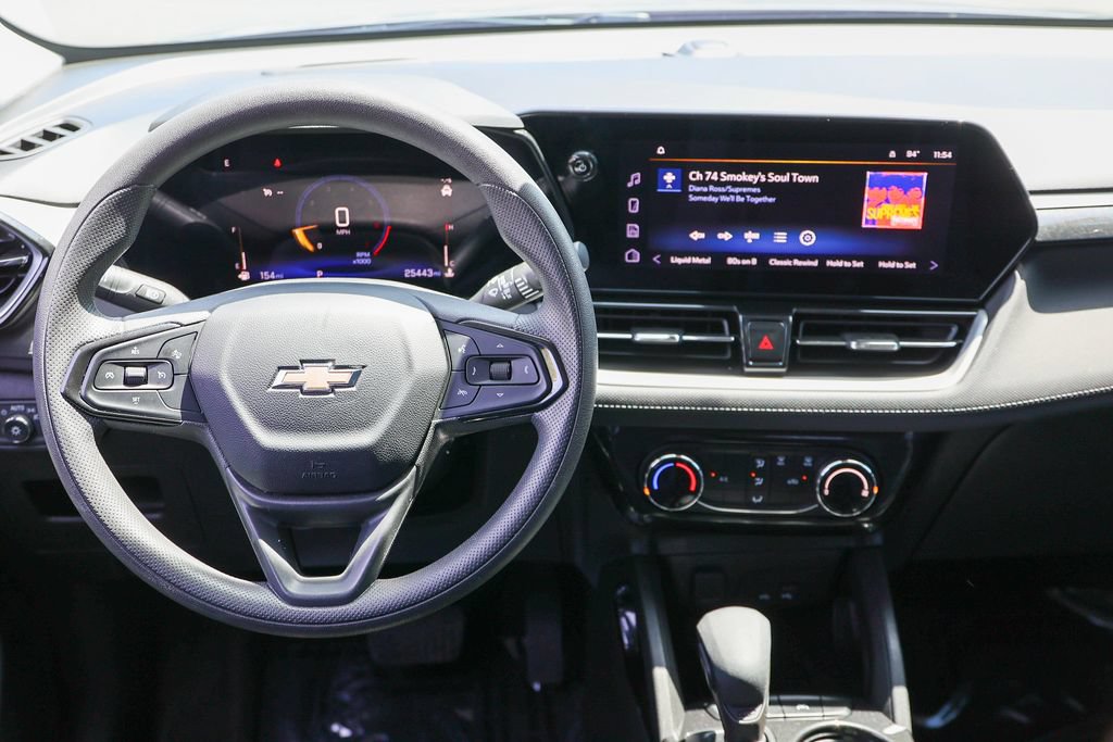 Used 2024 Chevrolet TrailBlazer LT FWD image 7